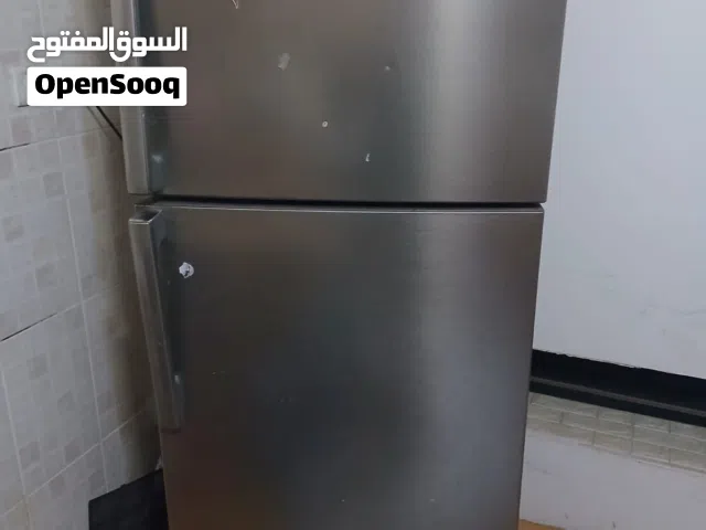 ثلاجة سامسونج 21 قدم الثلاجة الصلاة عنبي نضيفة وما فيها اي مشاكل