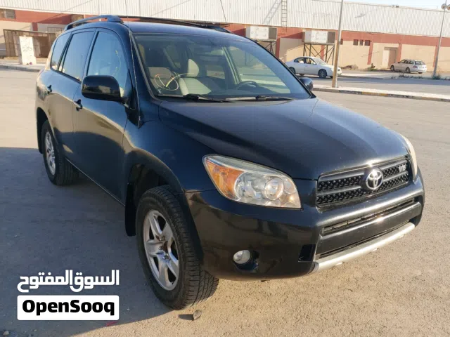 Used Toyota RAV 4 in Benghazi