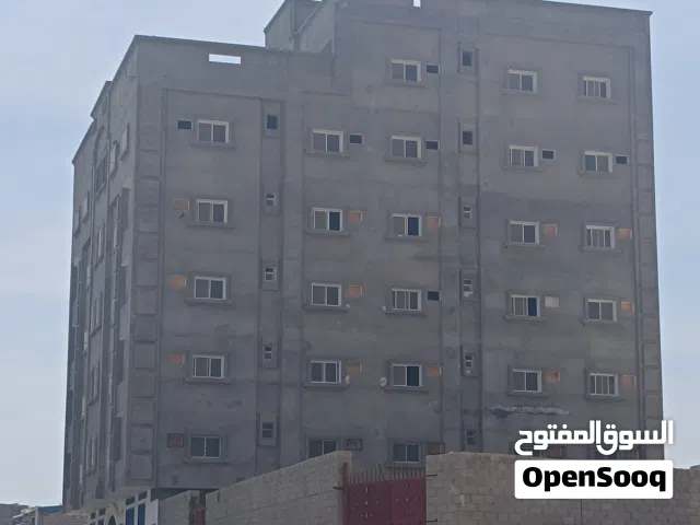 300 m2 4 Bedrooms Apartments for Rent in Al Mukalla Other