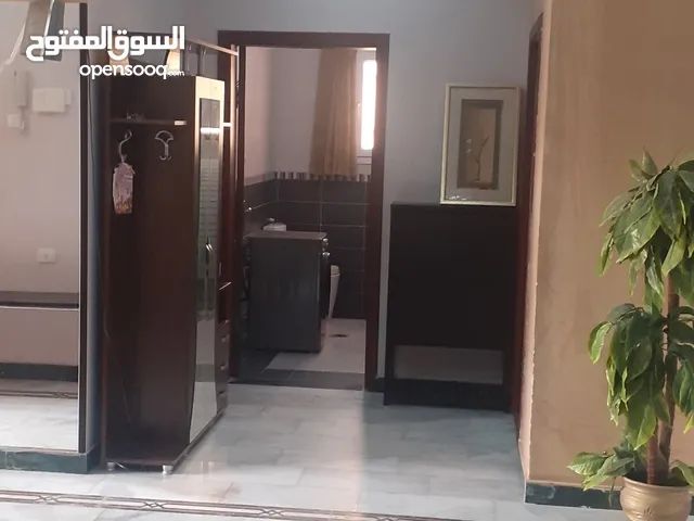 200 m2 4 Bedrooms Villa for Rent in Tripoli Al-Serraj