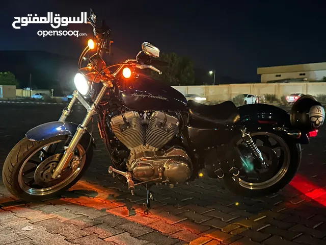 Harley Davidson Iron 883 2013 in Al Dakhiliya