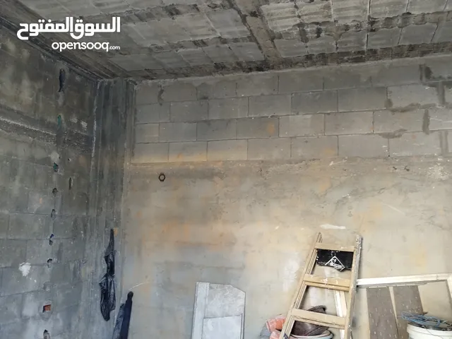 مخزن للاجار