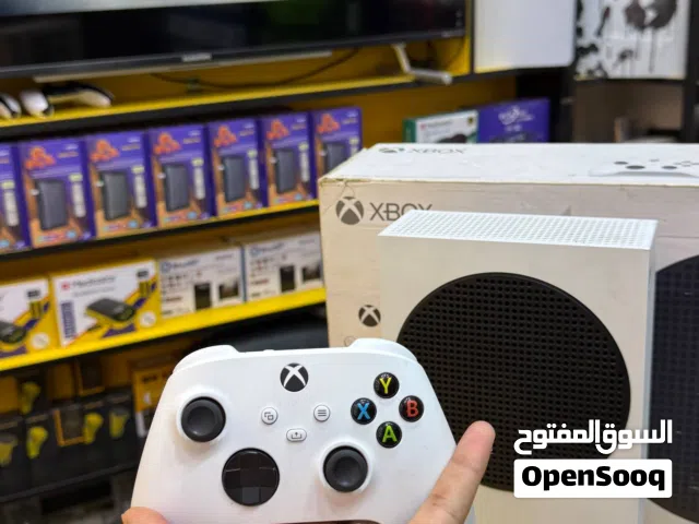 سيريس اس نضيف 100% مع الضمان مع كامل الملحقات xbox series s(يتوفر مراوس )