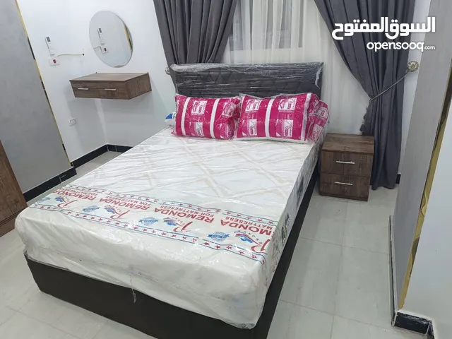 سرير و دولاب