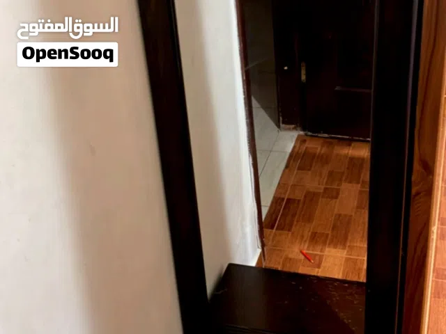 مرايه بحال جيدجداً