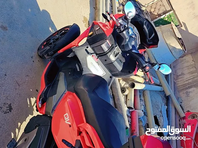 سكوتر 3 عجال للبيع المستعجل بداعي الطفر نظيف جدا معموله صيانه كامله كل قطعه وكاله كوشوك جديد مرخص