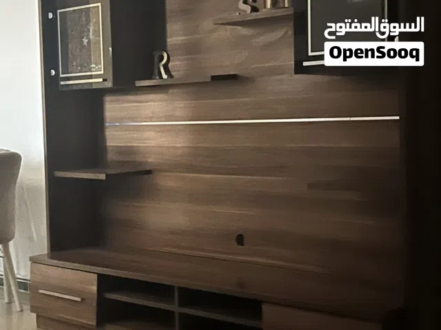 مكتبه او طاوله تلفزيون