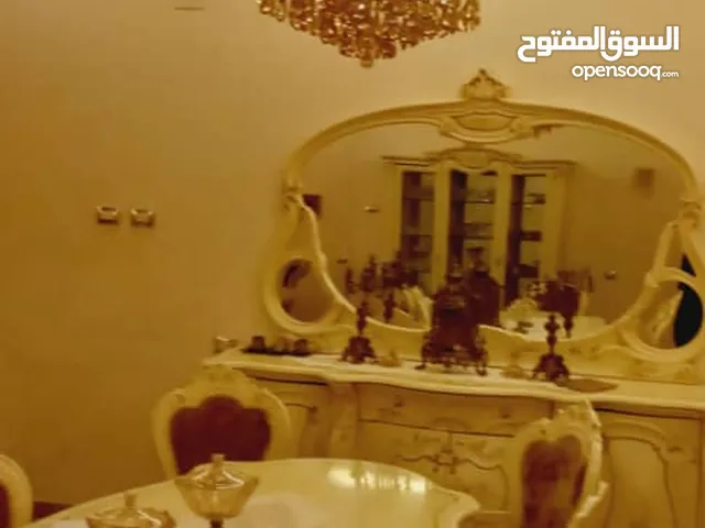 مبنى سكني تجاري  على الرئيسي في جنزور R2058.