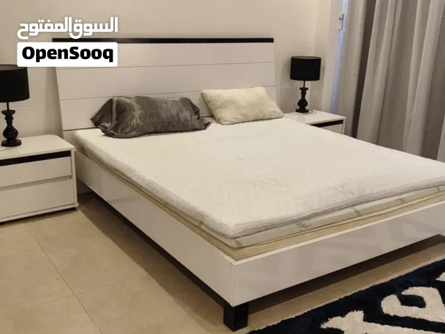 Bed set with mattress - very good condition