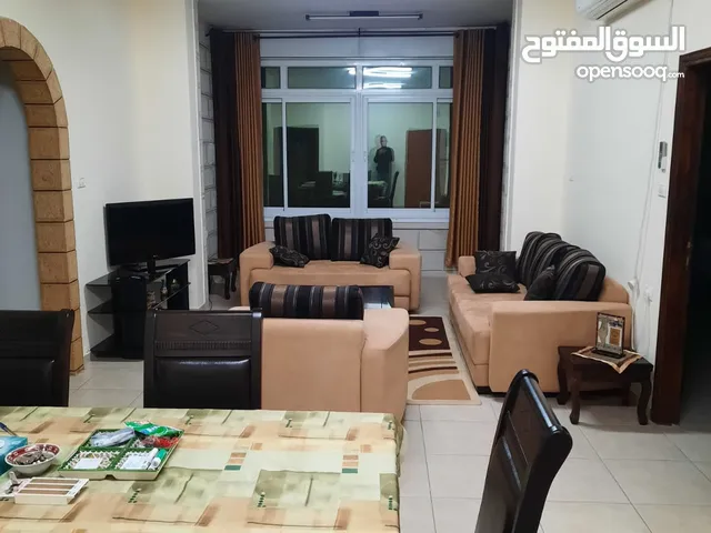 170 m2 Studio Apartments for Rent in Ramallah and Al-Bireh Al Irsal St.