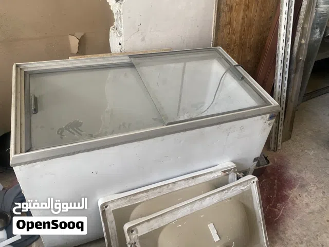 معدات مطعم كاملة للبيع بسعر مغري