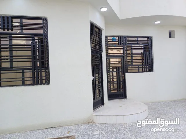 160 m2 1 Bedroom Townhouse for Sale in Basra Shatt Al-Arab