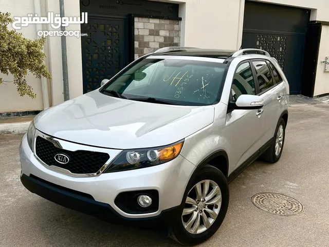 Used Kia Sorento in Tripoli