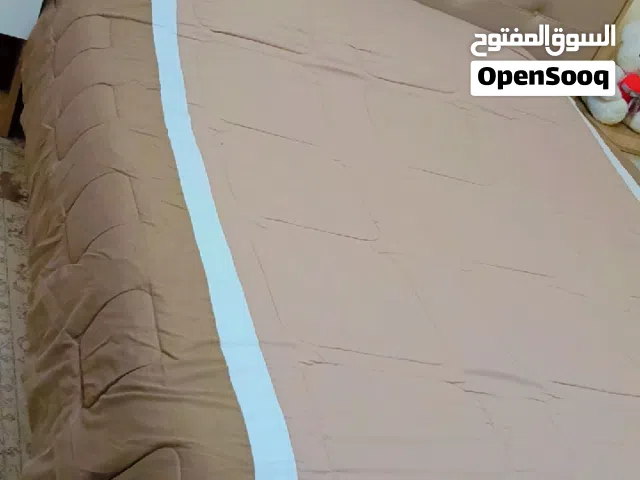غرفة نوم للبيع استعمال سنه ونص