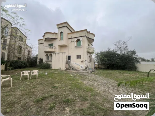 1200 m2 More than 6 bedrooms Townhouse for Rent in Dhofar Salala
