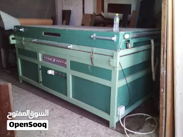 ماكينة فاكيوم  وماكينه سي ان سي للبيع أو استبدال