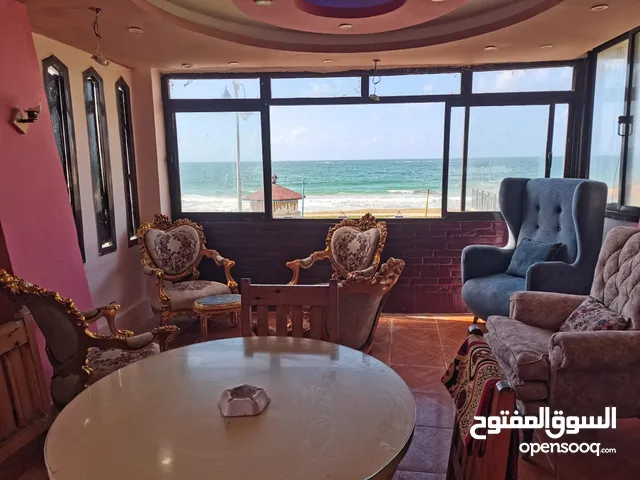 4 Bedrooms Chalet for Rent in Alexandria Maamoura
