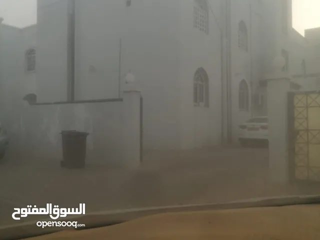 بنايه 5 شقق للبيع في الموالح الجوبيه