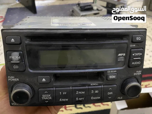 مسجل هيونداي أصلي (فابريكا) للبيع ، (راديو + CD + كاسيت) بحالة ممتازة ونظيفة جداً.