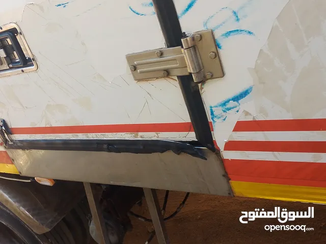 ريكاردو تلاجة للبيع 18.80 المحرك العادي