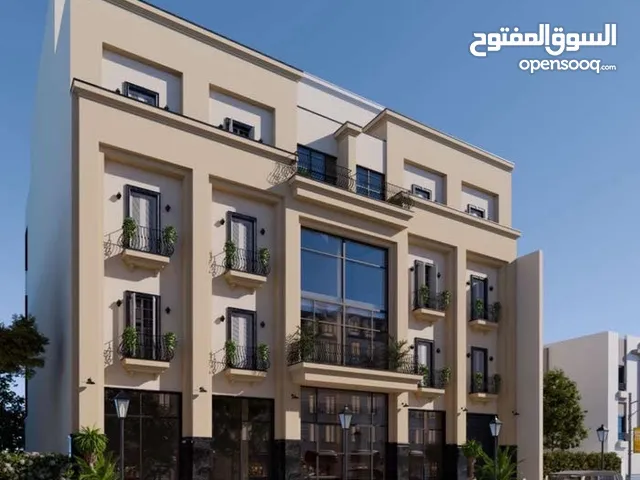 مبنى تجاري للبيع فى طريق الخدمات