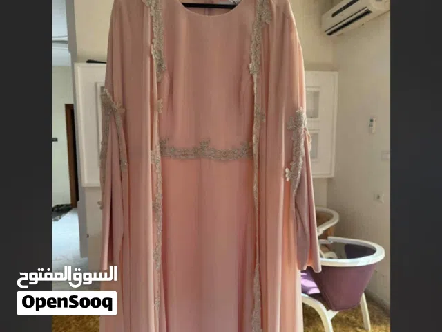 فستان شبه جديد