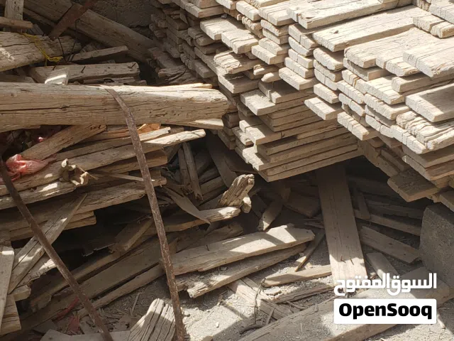 خشب للبيع من المقول راسن