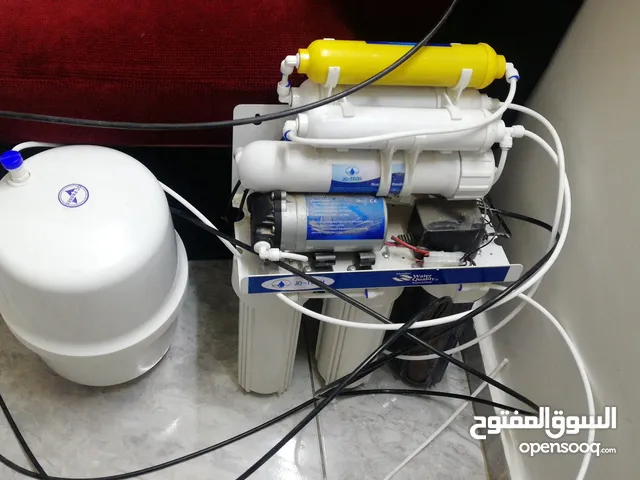 فلتر مي شبه جديد استعمال شهر معه حنفيه