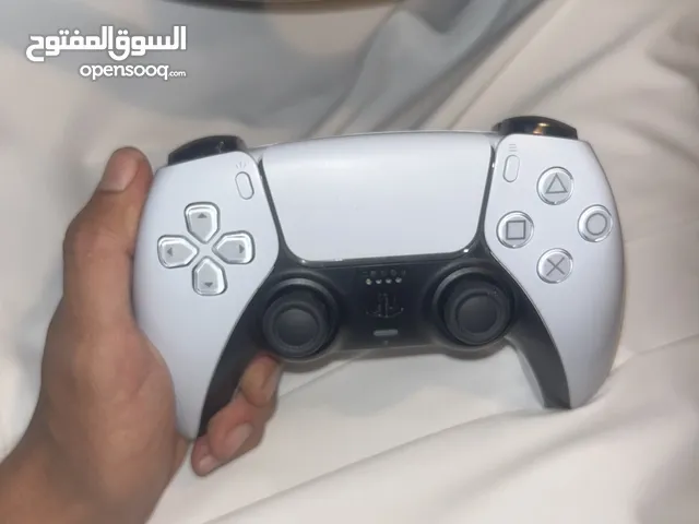 يد سوني 5 بحالة الجديد