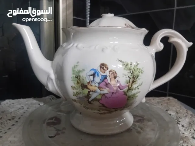 ابريق شاي روميو وجوليت حجم كبير اصل الماني ولكن في كسر خفيف في الغطاء