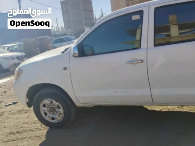 للبيع بوكسي تايوتا 2007  وقود جاز  مكنه ممتاز  بوهيه شركه  كلو فل فل والله  خالي ملاحيظ  مكان المعاي