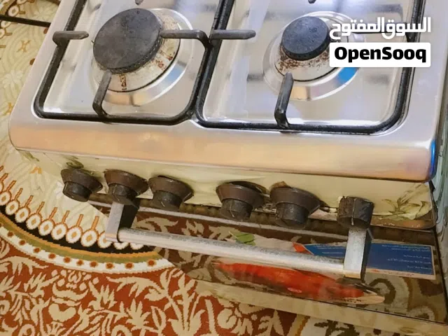 طباخ مستعمل شغال ما بي شى
