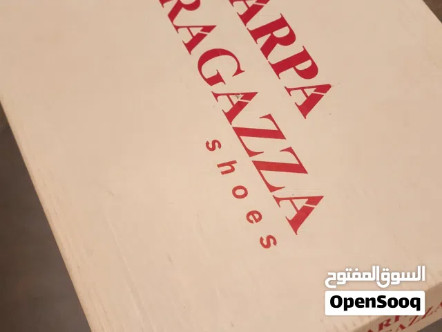 جزمة نسائي