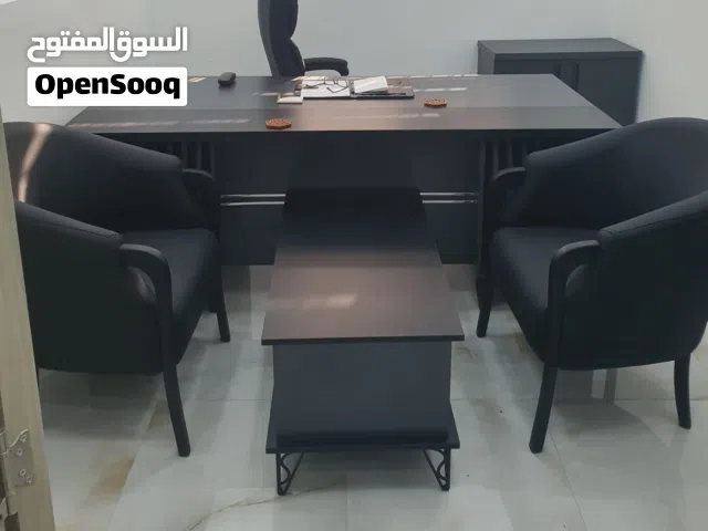مكتب جديد للبيع غير مستخدم