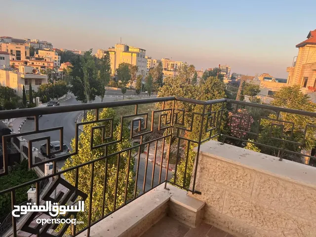 170 m2 3 Bedrooms Apartments for Rent in Ramallah and Al-Bireh Al Masyoon