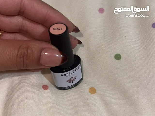 مناكير جل من modelones 7ml