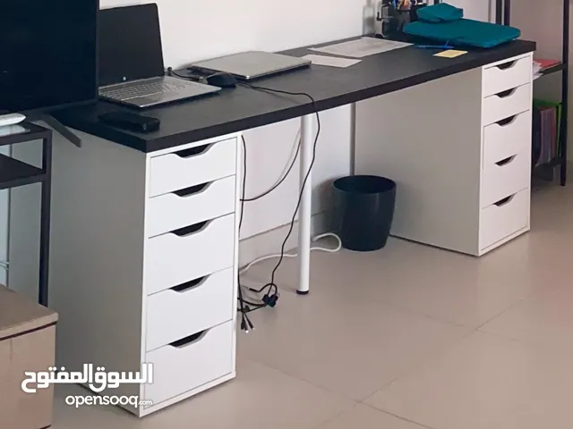 Large Office Desk with Built-In Shelving With dimensions of approx. 65 x 80 x 190 cm