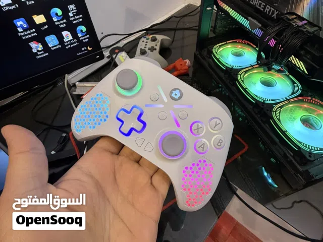 جوستك توم ابيضّ واسودّ فول