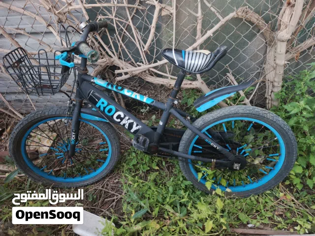 بايسكل كبير وبايسكل صغير