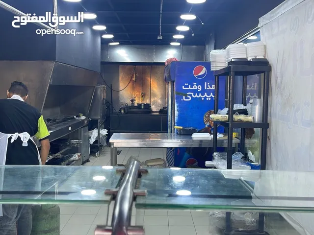 مطعم شعبي وتواصي زررب ومناسف متميز بموقع استراتيجي بقلب شفابدران