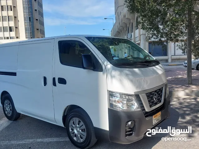 Nissan UrVan Bus Cargo Van Well Mantaine Single Ownar