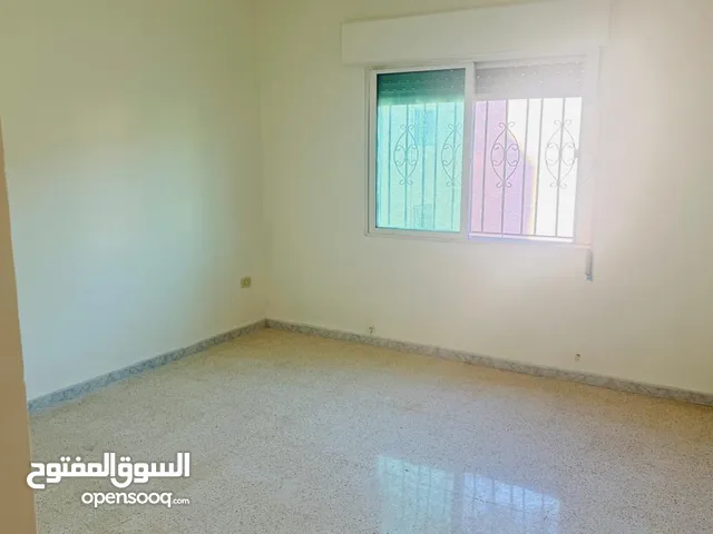 205 m2 3 Bedrooms Apartments for Rent in Ramallah and Al-Bireh Al Masyoon