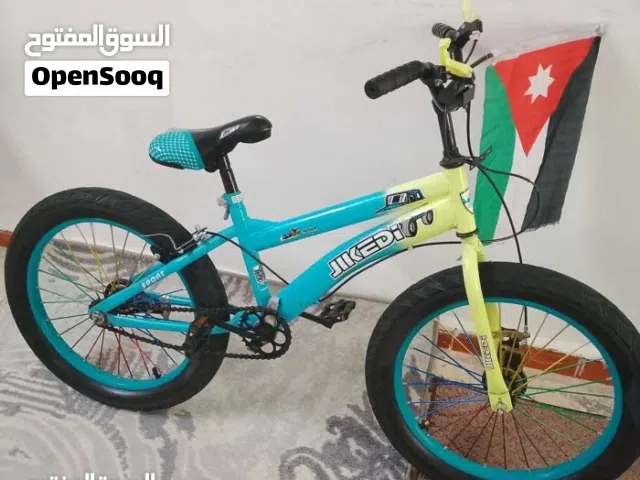 بسكليتات اطفال شبه وكله عد 2بسعر مقري الاثنين45دينار