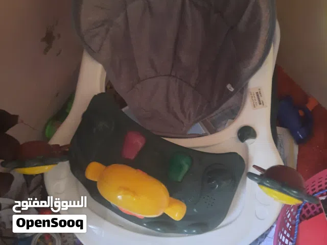 عربة جديدة للاطفال