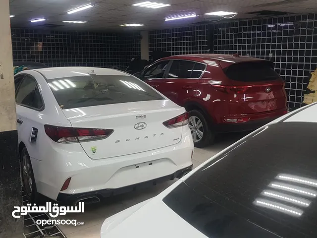 مركز للعناية بالسيارات