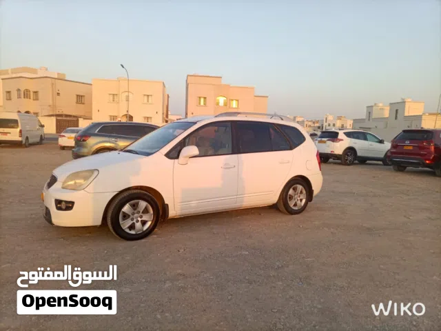 2011 كيا كارينز Prestige