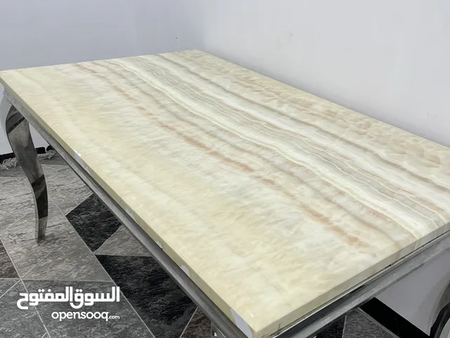 ميز طعام للبيع مرمر تركي بدون كراسي مكان كربلاء