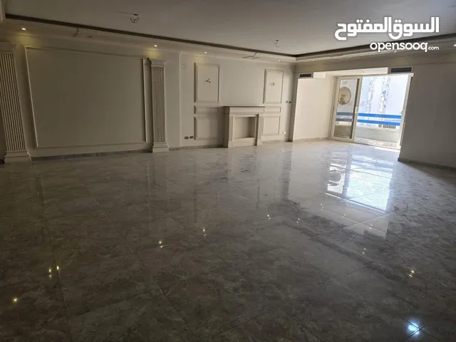 267 m2 3 Bedrooms Apartments for Rent in Alexandria Zezenia