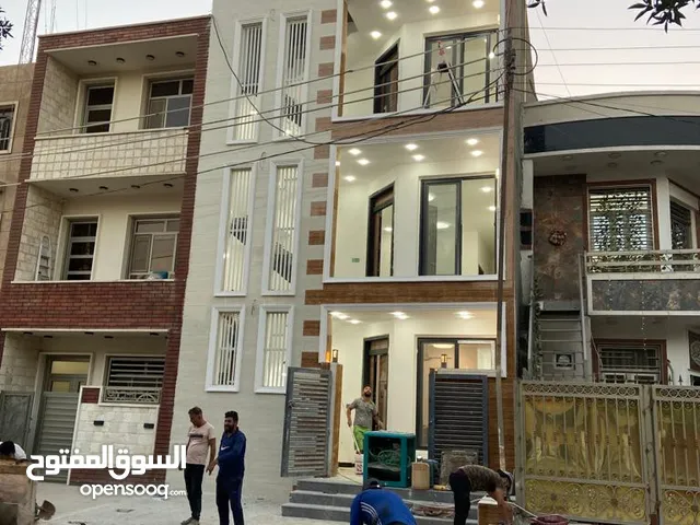 200 m2 4 Bedrooms Townhouse for Sale in Baghdad University