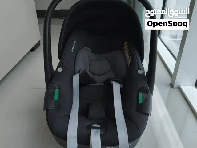 Maxi-Cosi Pebble 360 car seat  Available with adapters  compatible with yo-yo stroller